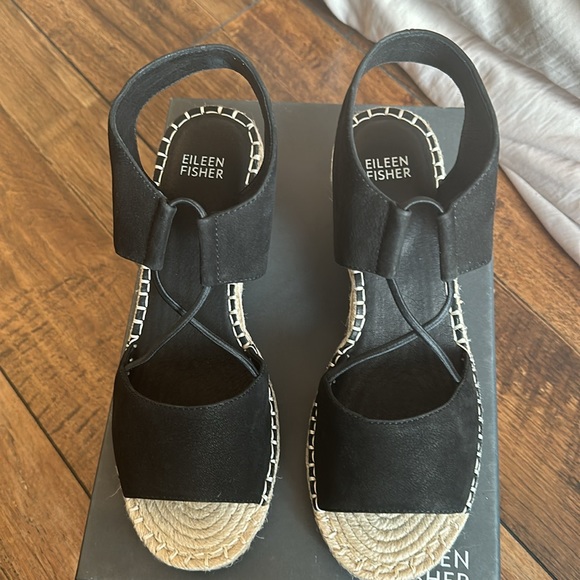 Eileen Fisher Agnes - Picture 3 of 8